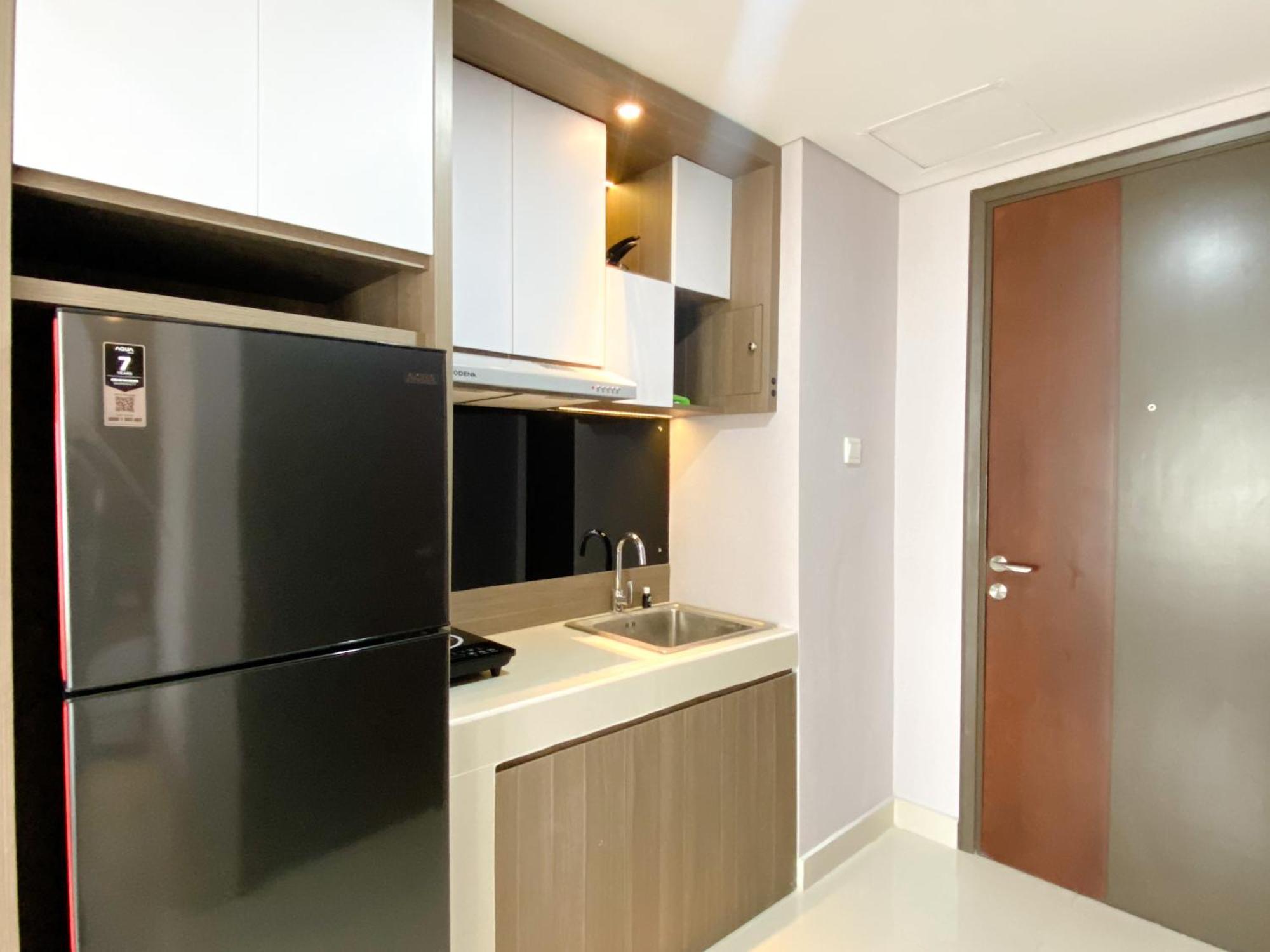 Modern And Comfy Studio At Pollux Chadstone Apartment By Travelio Cikarang Ngoại thất bức ảnh